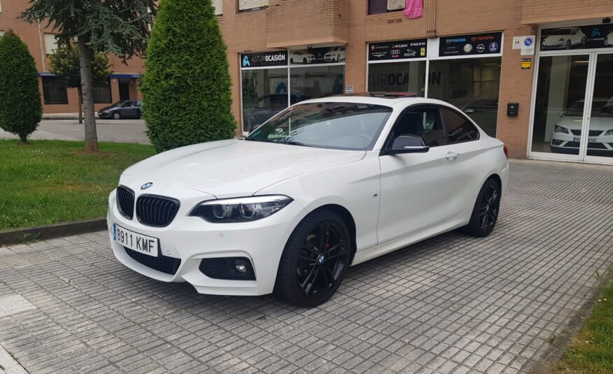 BMW 218 COUPE