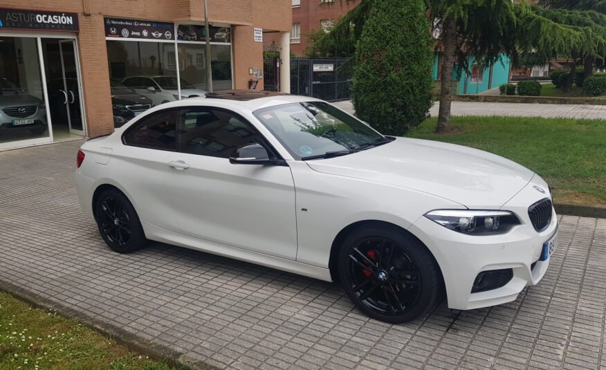 BMW 218 COUPE