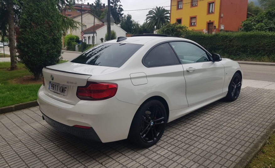 BMW 218 COUPE