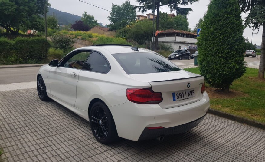 BMW 218 COUPE