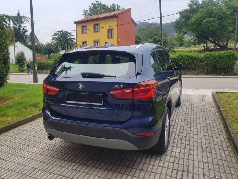 BMW X1 18D SDRIVE