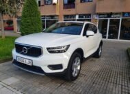 VOLVO XC40 T3 MOMENTUM