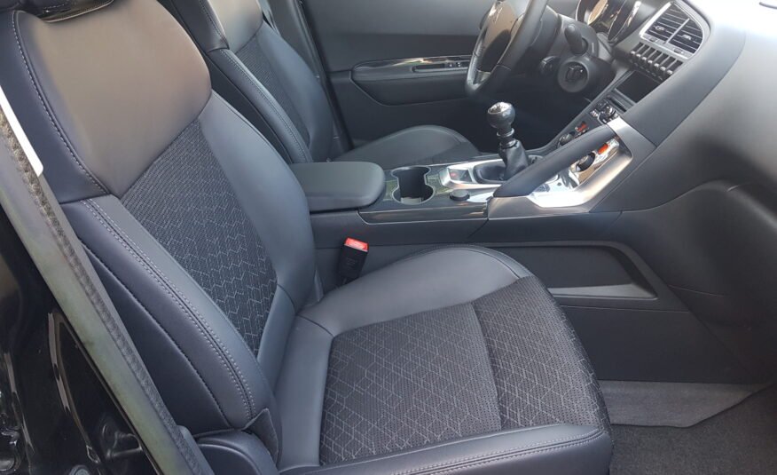PEUGEOT 3008 2.0HDI ALLURE