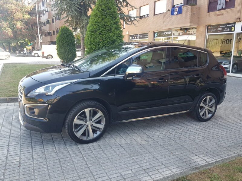 PEUGEOT 3008 2.0HDI ALLURE